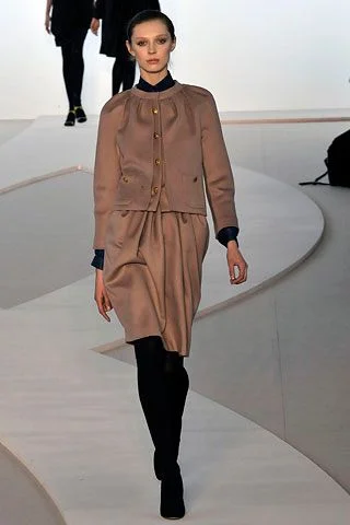 Look 12